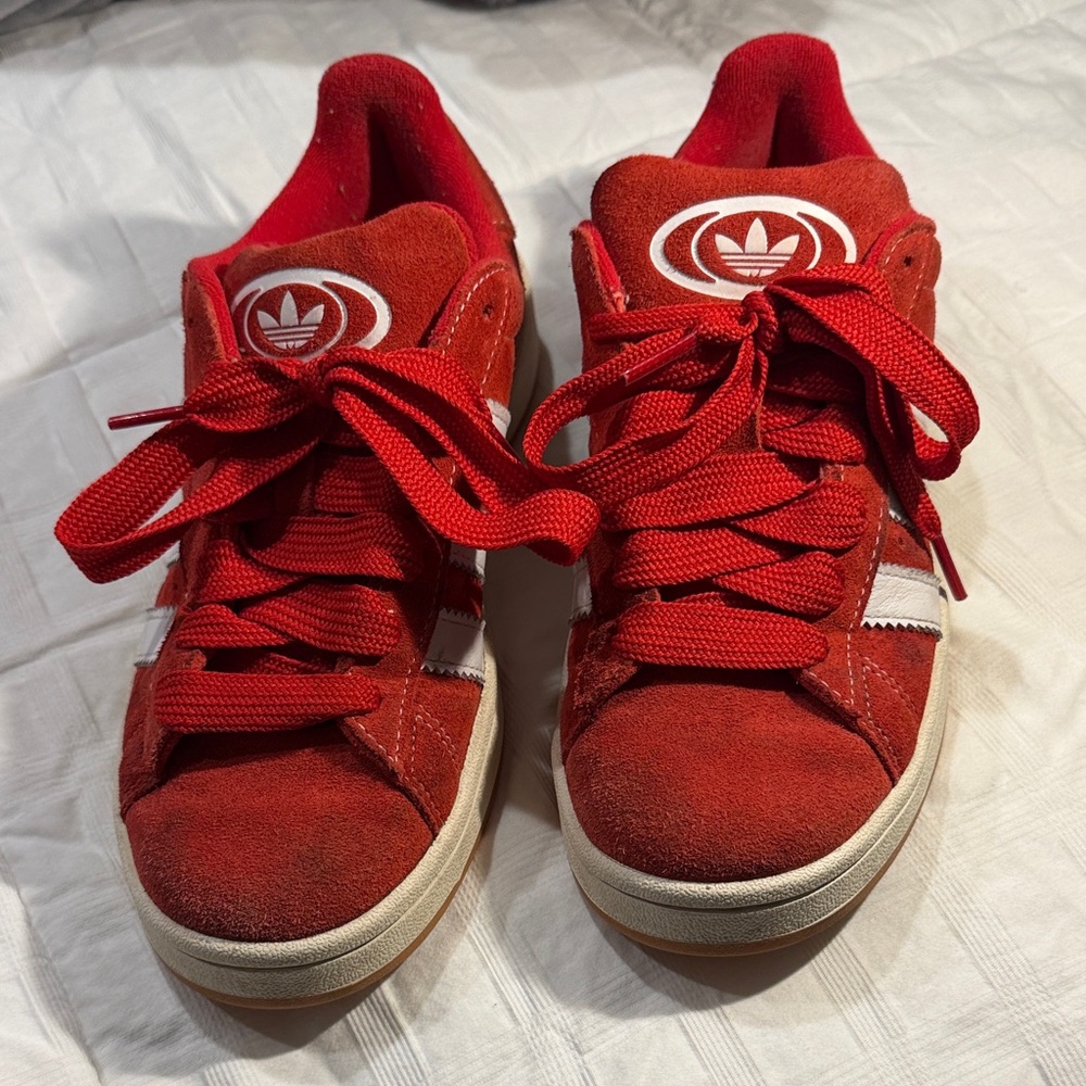 Res adidas Campus- Women Size 6.5 (fits size 8)